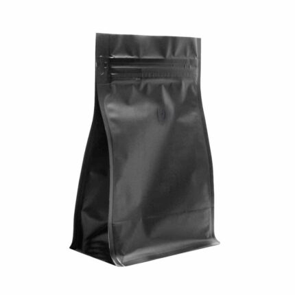 Black Coffee pouches with valve